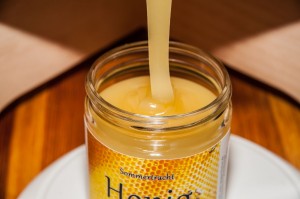 Cremiger Honig